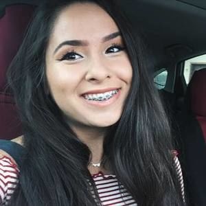 Meet your Posher, Rayna